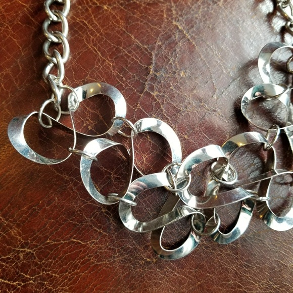 Relisted - Silver loops statement necklace bold chunky - Picture 4 of 5